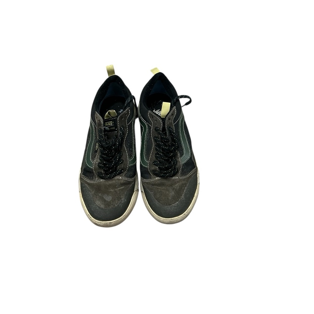 ✨Black and green Vans trainers✨